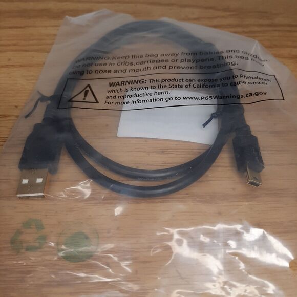 MONOPRICE USB Cable: 2.0, 3 ft Lg, Black, A Male to 5 Pin B Mini Male PID: 5447 - Picture 4 of 4